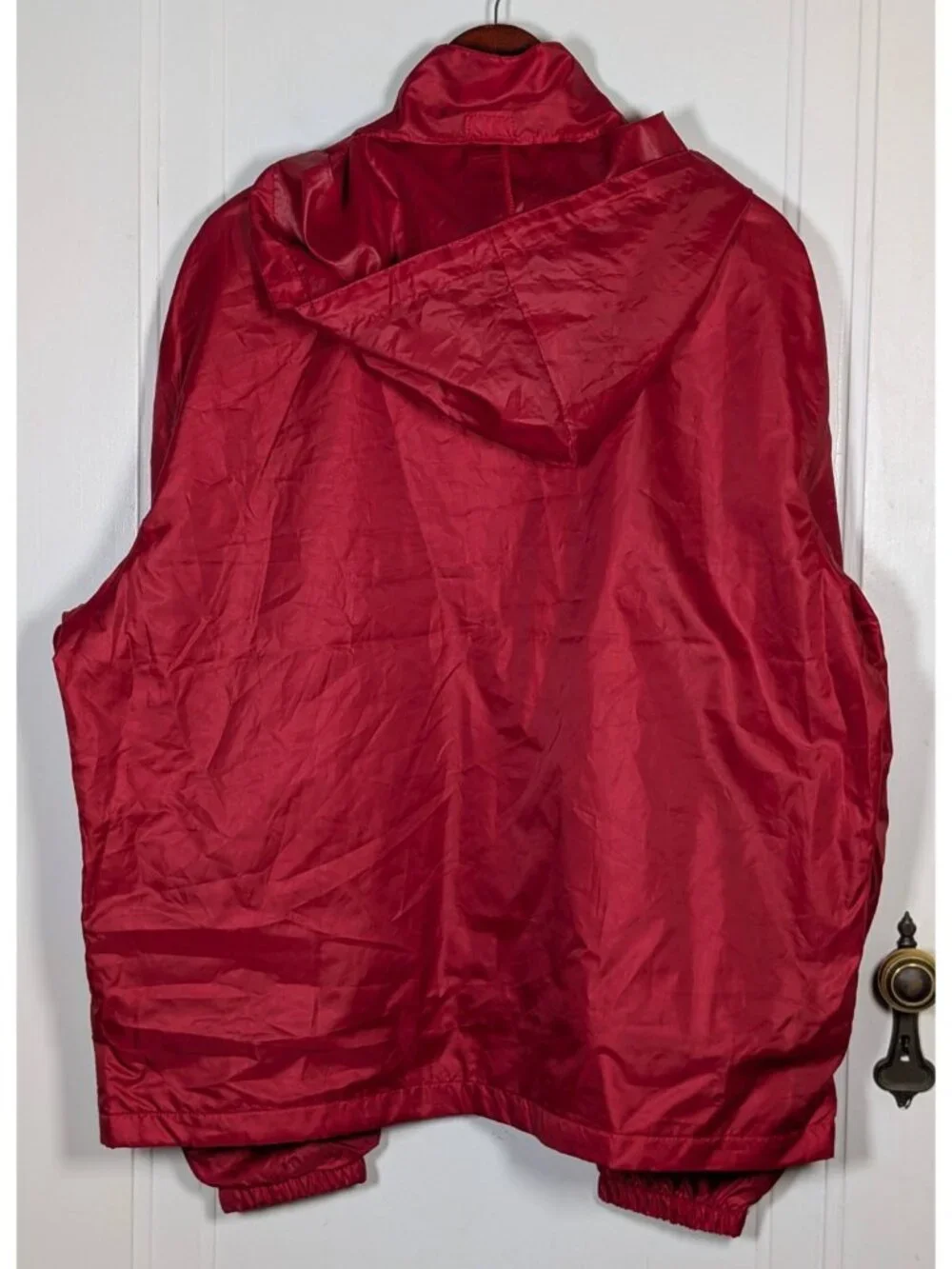 Kings Island Amusement Park Winterfest Red Jacket Windbreaker Full Zip Hooded XL